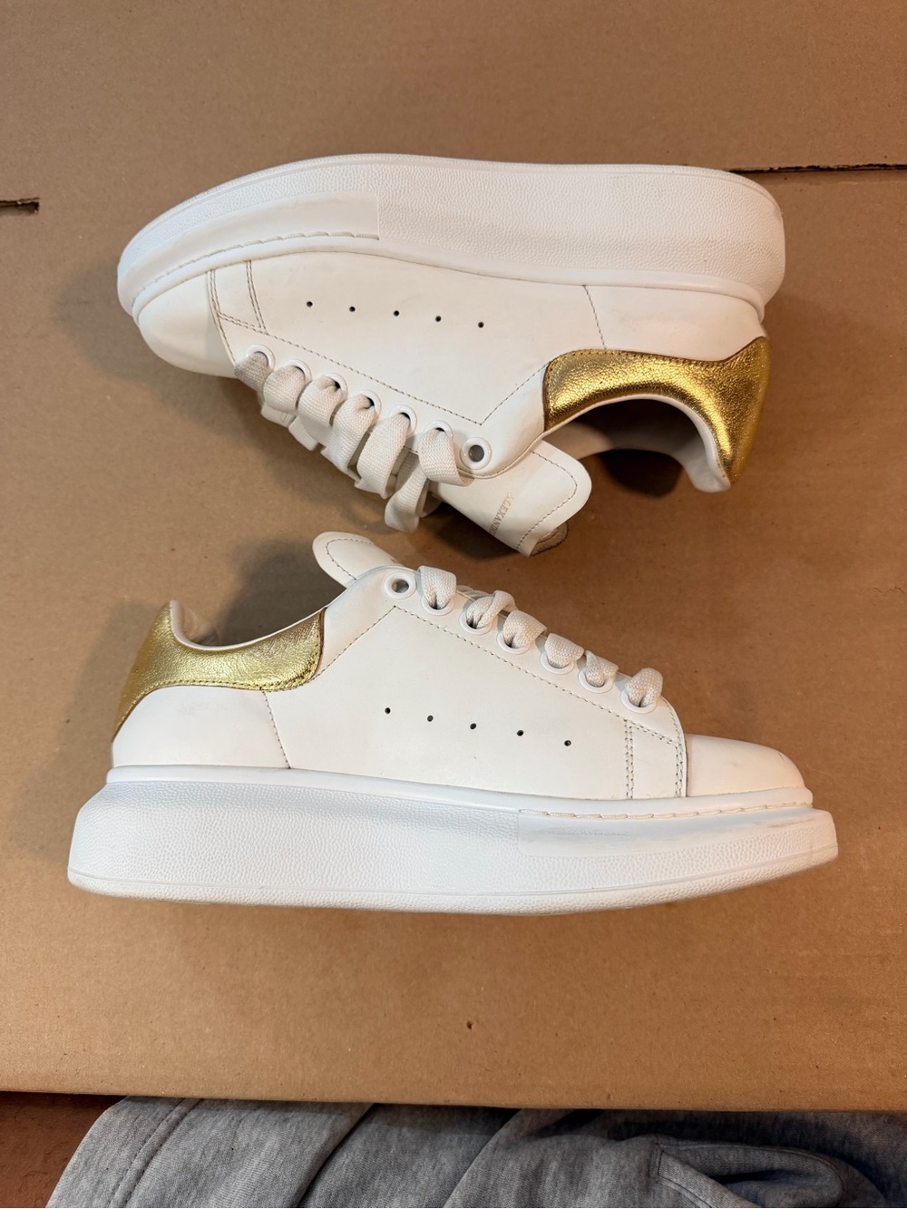 Alexander McQueen Oversized Sneakers White/Gold Leather